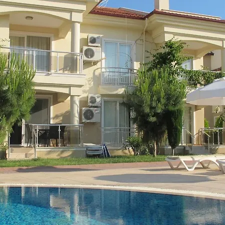 Sunset Beach Club Neptune 17 Apartmán